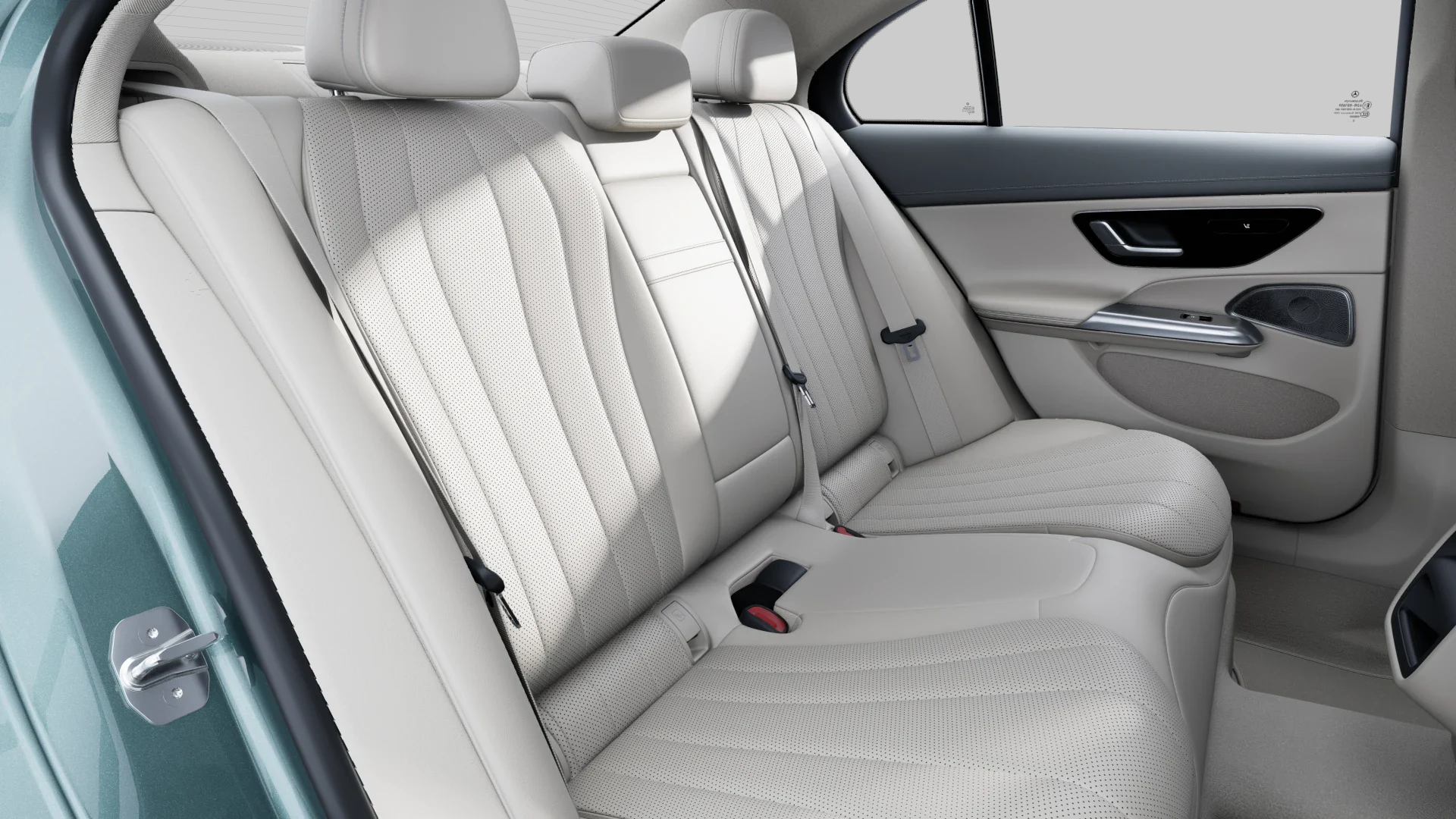Mercedes-Benz E 200 4MATIC Седан - фото 9